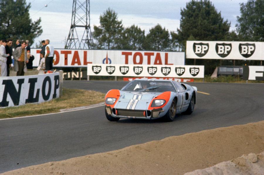  Ford GT40 (Mk II) 1965 года  (фото 48 из 118)